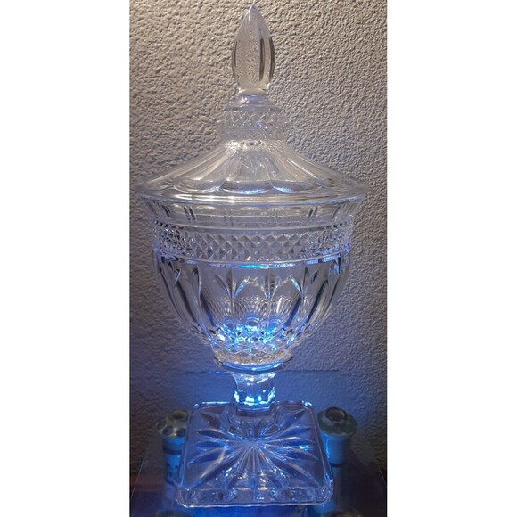 Vintage Tall Lidded Lead Crystal Pedestal Candy Dish w/ Cordless Citrine Lights - Picture 9 of 11